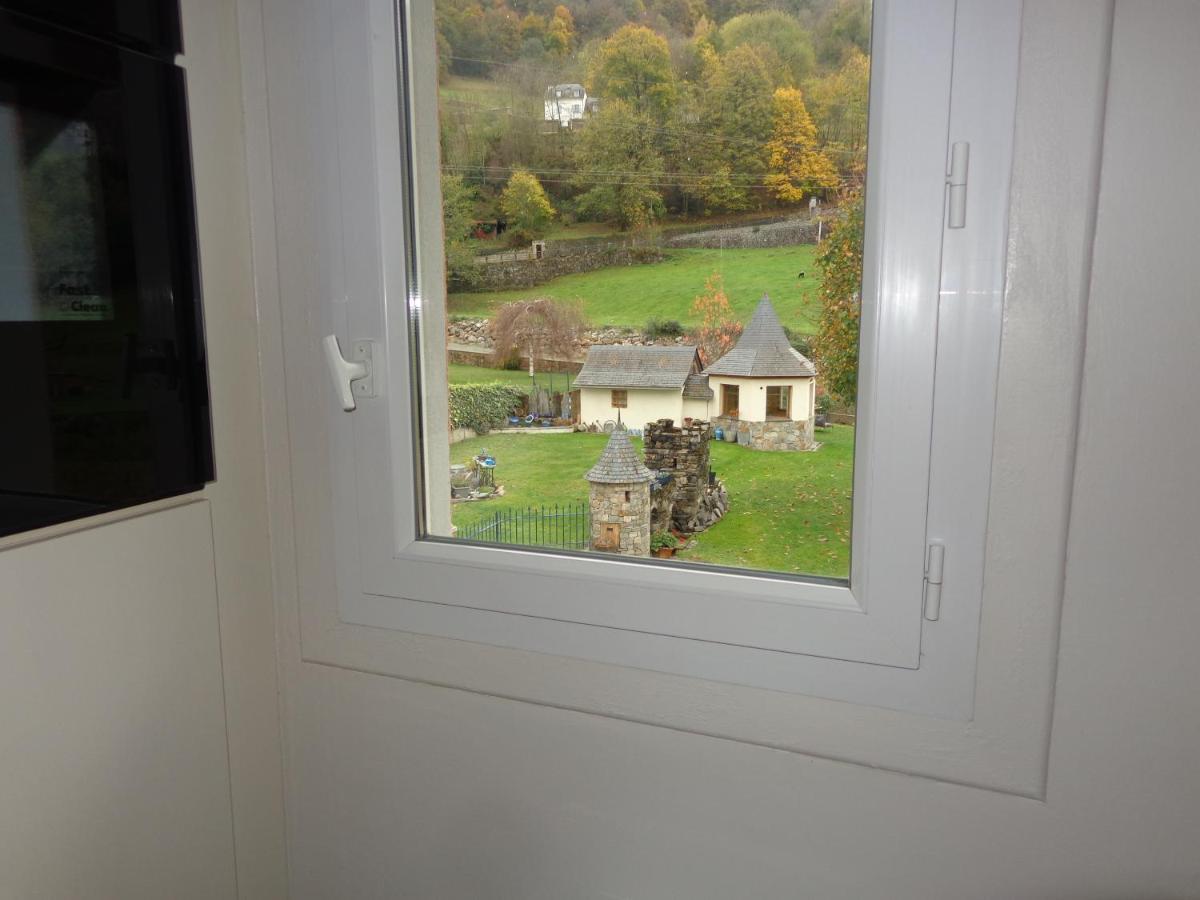 Appartamento Chez Corine Marque Badet Luz-Saint-Sauveur Esterno foto