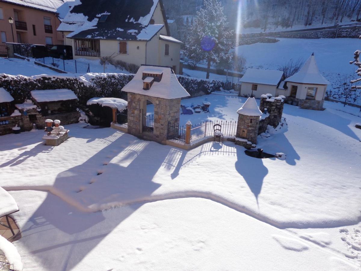 Appartamento Chez Corine Marque Badet Luz-Saint-Sauveur Esterno foto