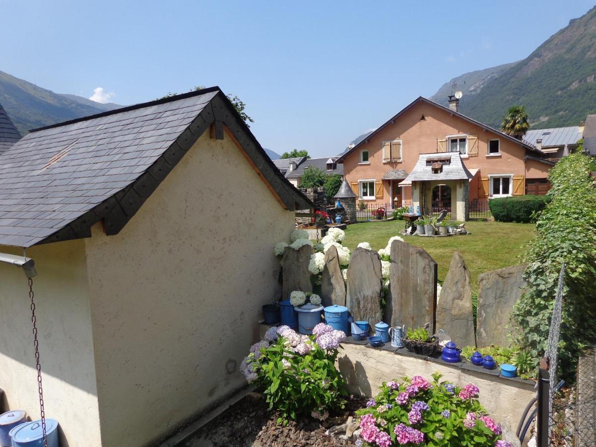 Appartamento Chez Corine Marque Badet Luz-Saint-Sauveur Esterno foto