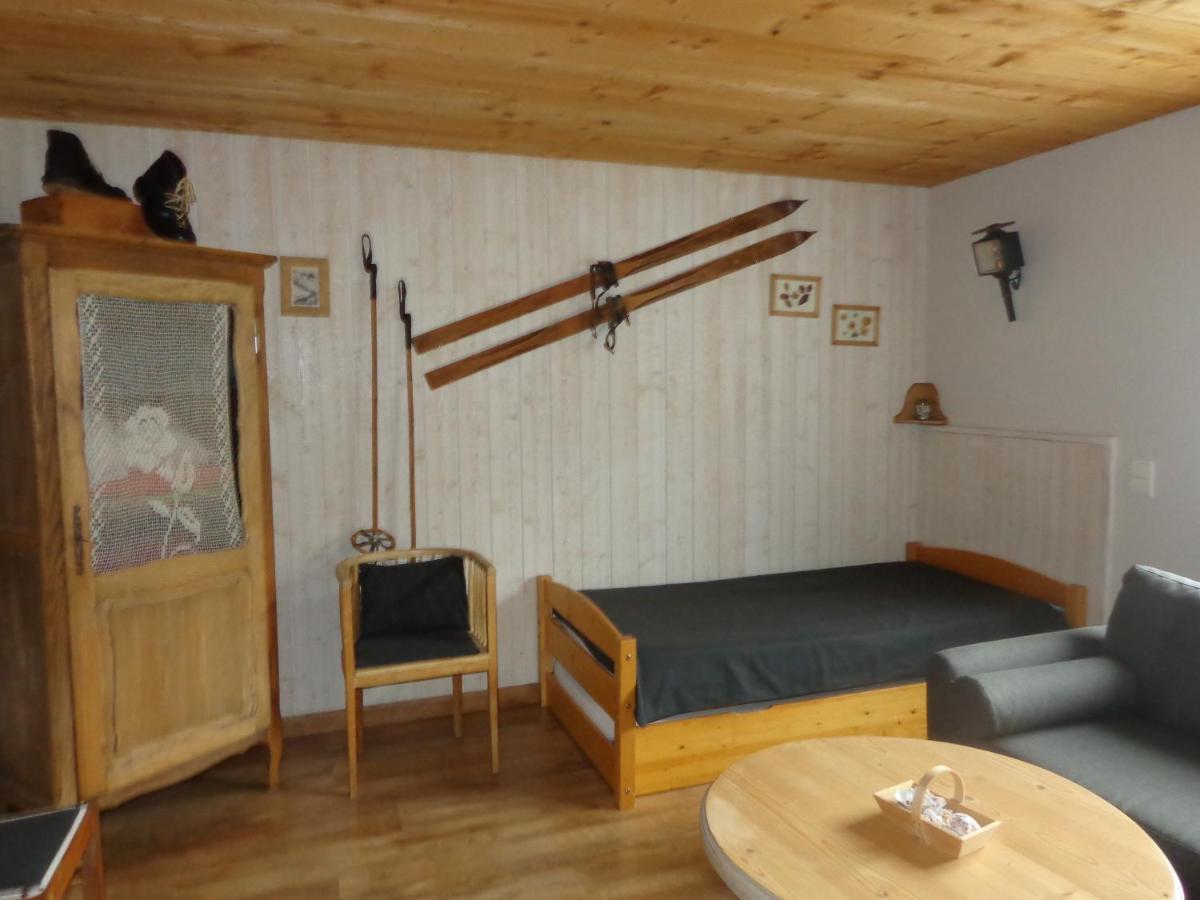 Appartamento Chez Corine Marque Badet Luz-Saint-Sauveur Esterno foto