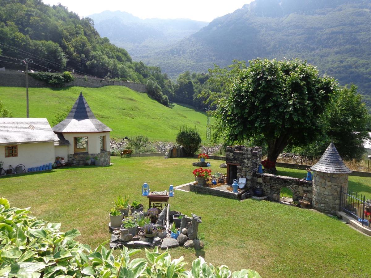 Appartamento Chez Corine Marque Badet Luz-Saint-Sauveur Esterno foto