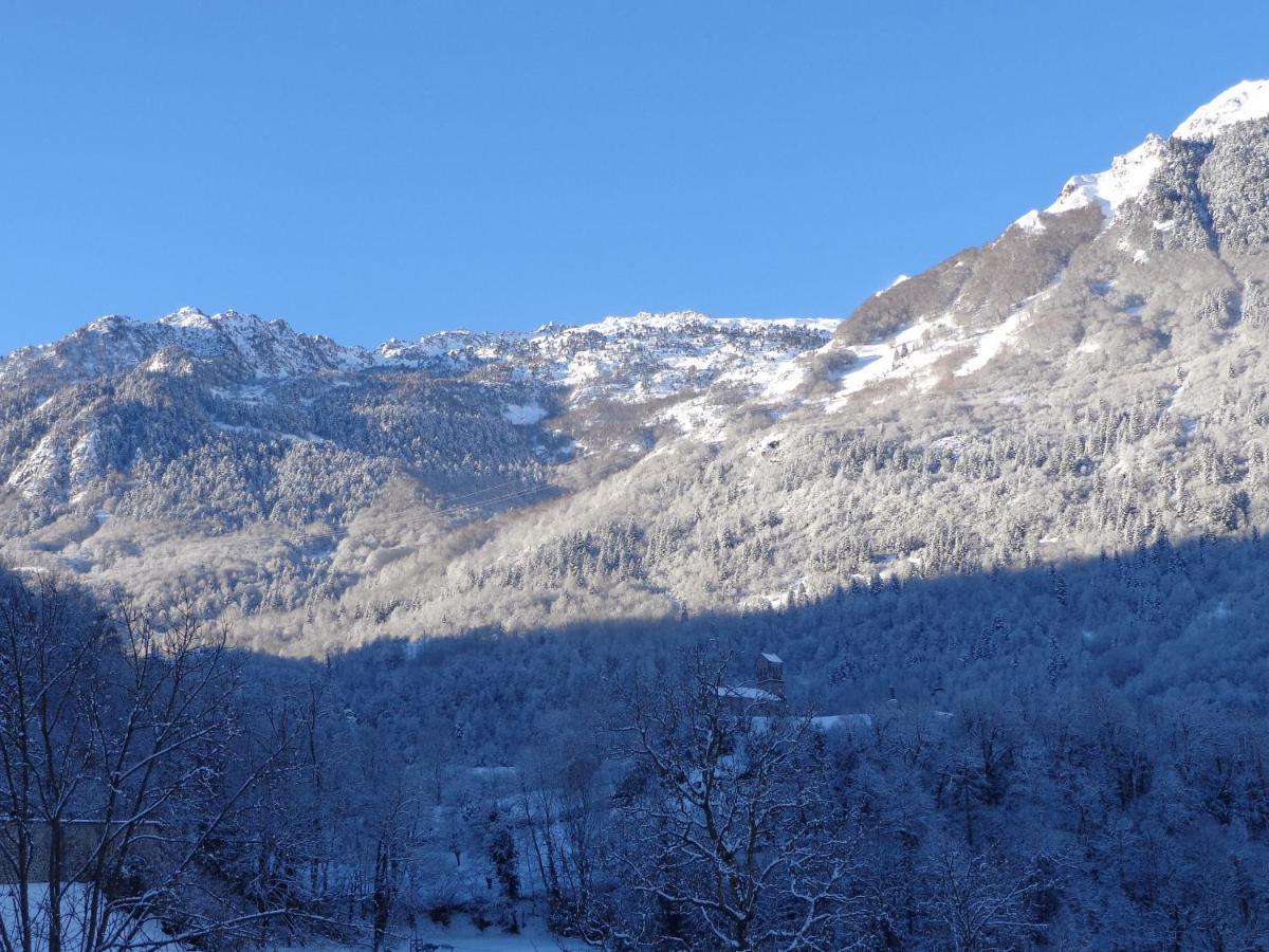 Appartamento Chez Corine Marque Badet Luz-Saint-Sauveur Esterno foto